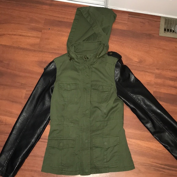 JACKET - Picture 1 of 1